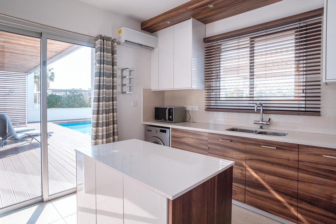 Villa Aquamarine Paphos Eksteriør billede