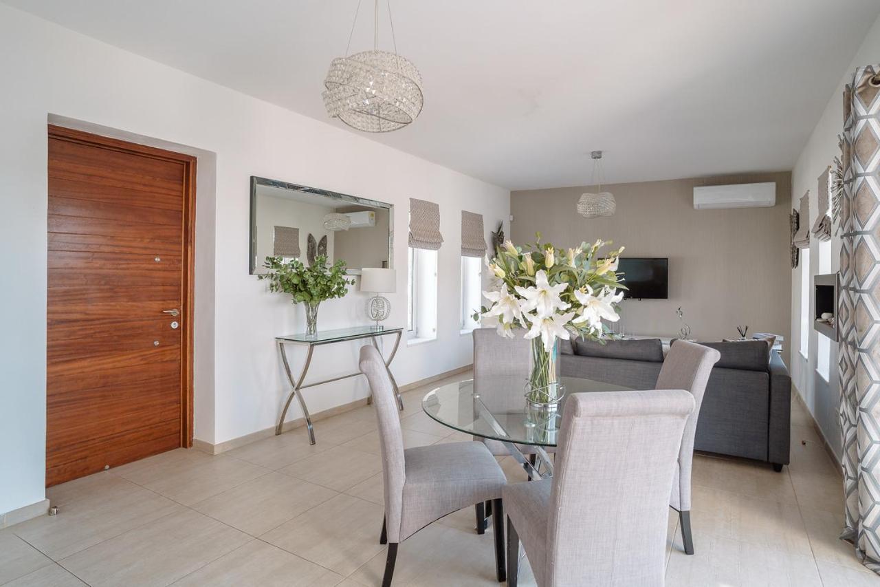 Villa Aquamarine Paphos Eksteriør billede
